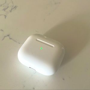 Apple AirPods 3rd Gen Wireless Charging Case Only!! Model A2566